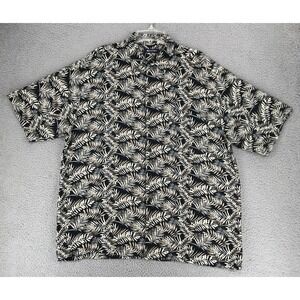 Puritan Hawaiian Camp Shirt Men Size L Short Sleeve Button Up Fern Leaf on Black